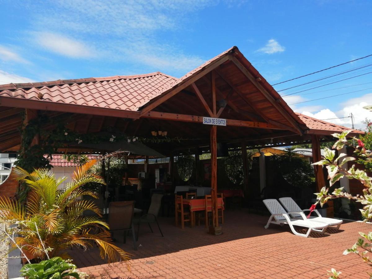 Hotel Yurak Archidona Luaran gambar